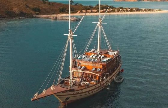 Custom Built Phinisi The Maj Oceanic