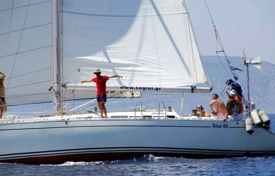 Dromor Triton 48 Sagini