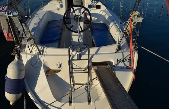 Dufour 30 Nomos