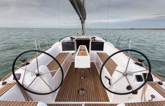 Dufour 350 Joy As