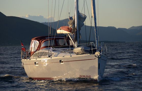 Delphia 47 Arctic Light