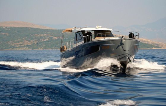 Delphia Escape 1100S Ruza Hrvatske