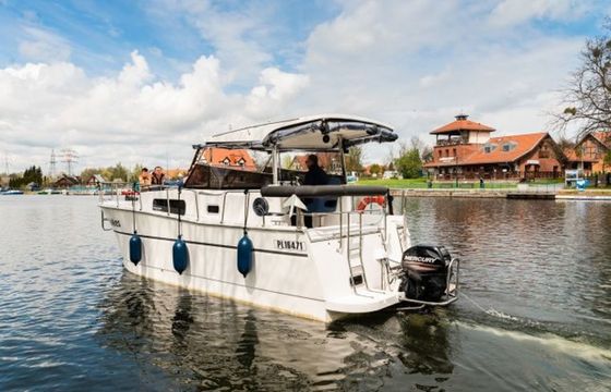 Delphia Nautika 830 You and Me