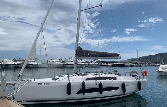 Dufour 37 Sirius