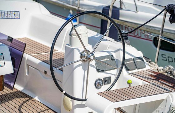 Dufour 380 Brigant