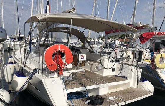 Dufour 382 Nike