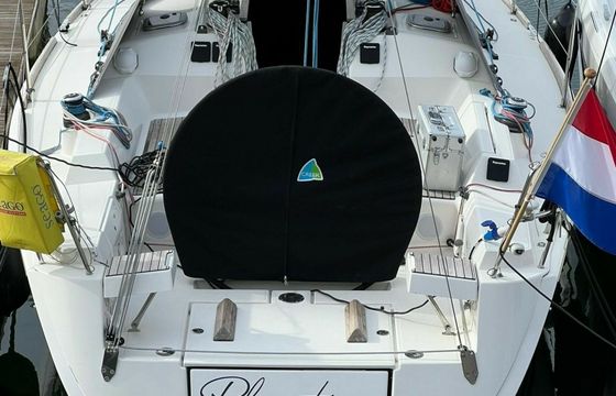 Dufour 34 Phantom
