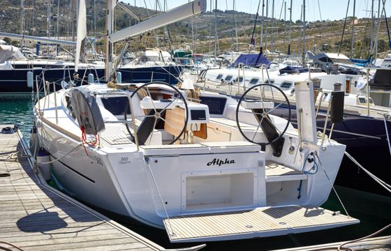 Dufour 360 Alpha