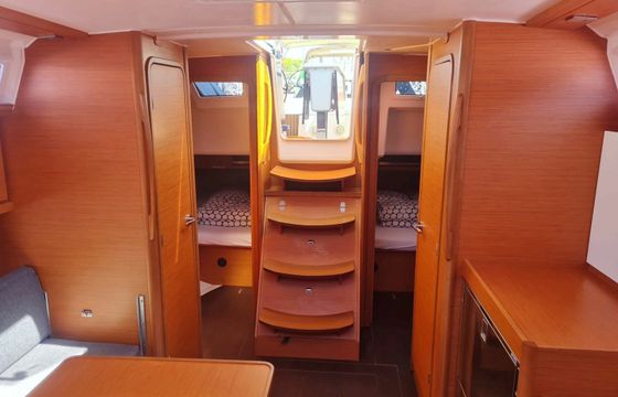 Dufour 390 Elena