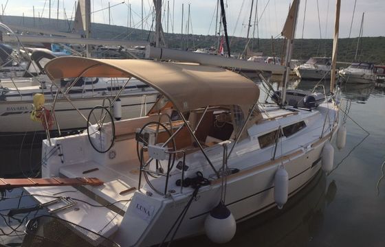 Dufour 350 Luna