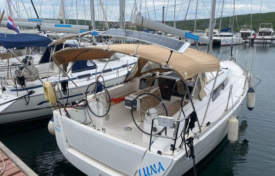 Dufour 350 Luna