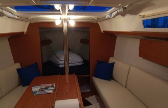 Dufour 310 Sisu