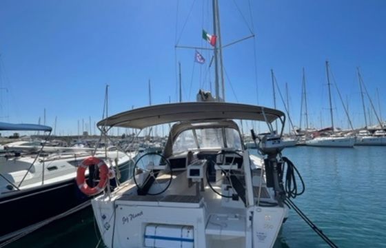 Dufour 360 Joy Planet