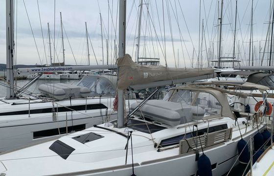 Dufour 360 Imagine
