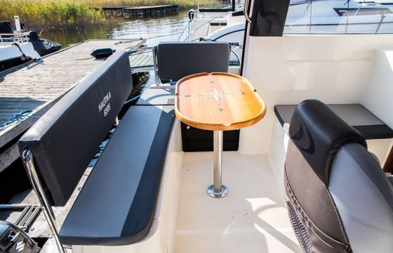 Delphia Nautika 830 Step By Step