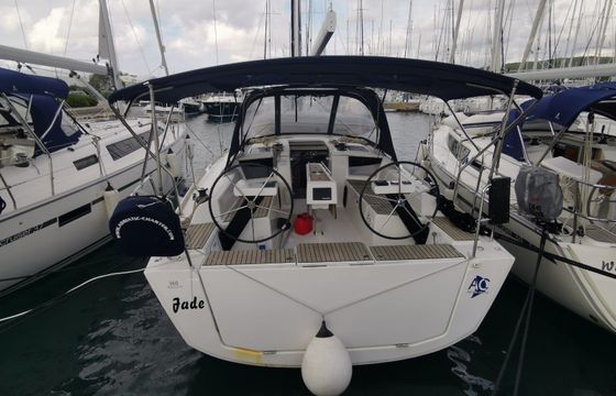 Dufour 360 Jade