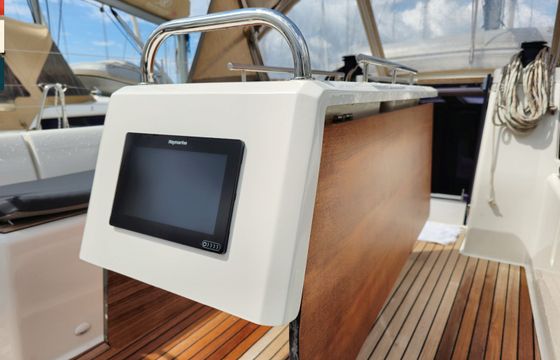 Dufour 390 Klara