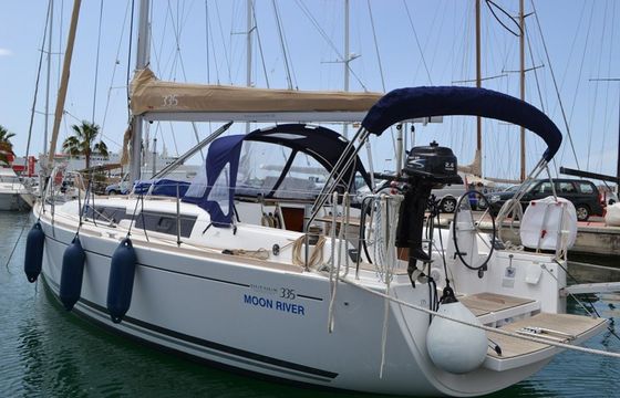 Dufour 335 Moon River