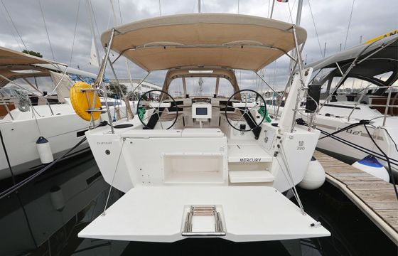 Dufour 390 Mercury