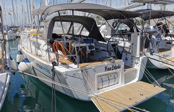 Dufour 360 Pina Colada