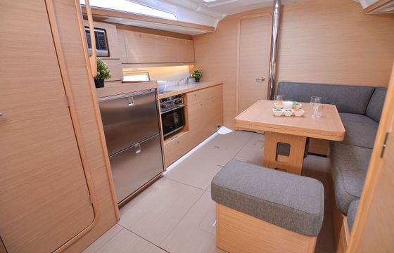 Dufour 390 Orsalia