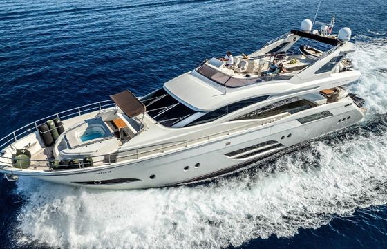 Dominator 780 Dalia