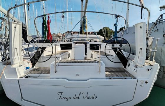 Dufour 41 Fuego del Viento