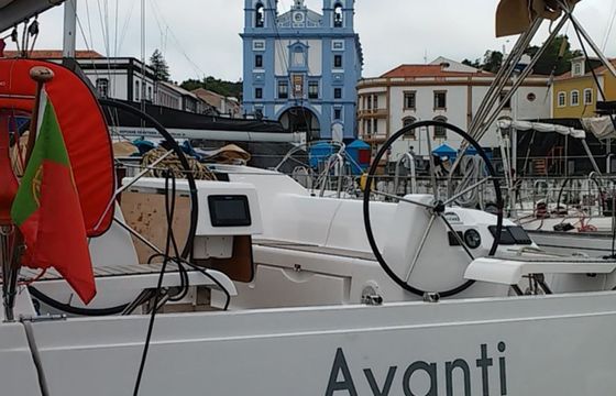 Dufour 382 Avanti
