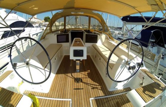 Dufour 382 Major Tom