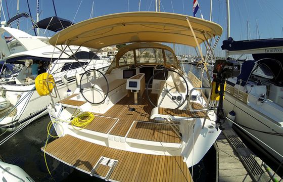Dufour 382 Major Tom