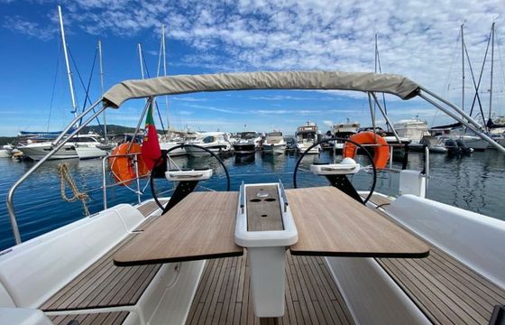 Dufour 360 Montum