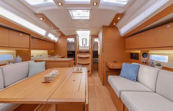 Dufour 390 Alati