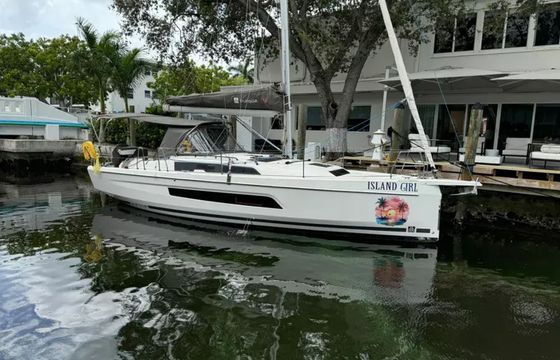 Dufour 37 Island Girl