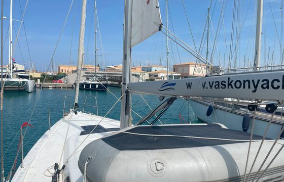 Dufour 390 Alma Libre 9