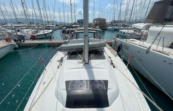 Dufour 390 Alma Libre 9