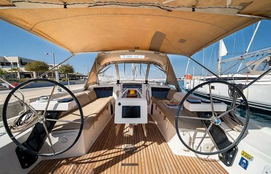 Dufour 390 Artemis