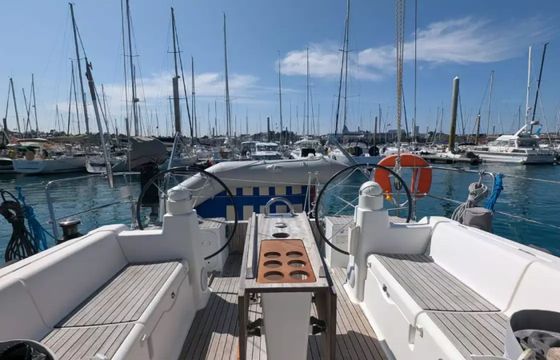Dufour 375 Tarann