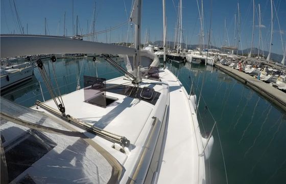 Dufour 390 Emerald