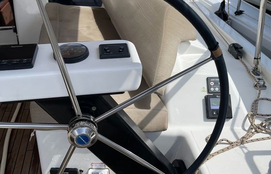 Dufour 390 Martini