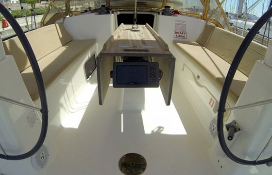 Dufour 335 Lara