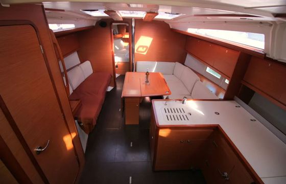 Dufour 390 Ino