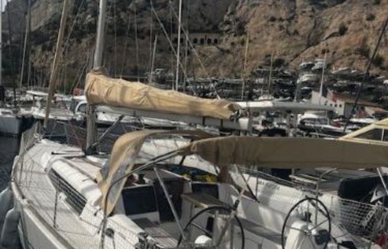 Dufour 350 T Moana