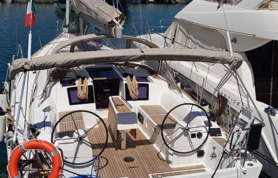 Dufour 382 Shira