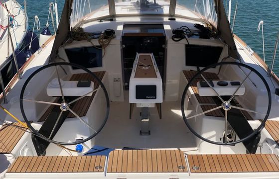 Dufour 360 Alqamar