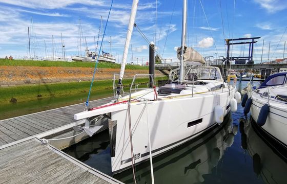 Dufour 390 Antares