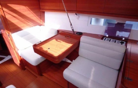 Dufour 410 Stella