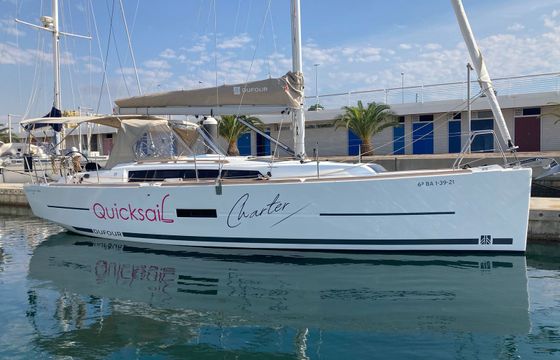Dufour 360 Amaia