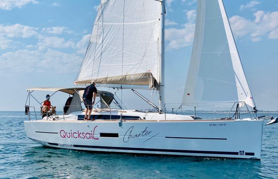 Dufour 360 Amaia