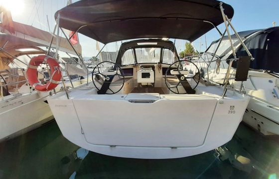 Dufour 390 Nagini