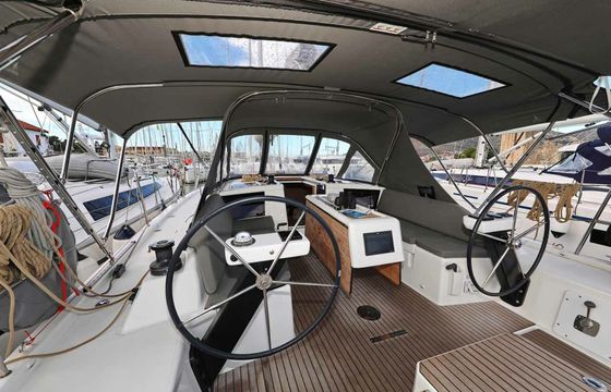 Dufour 390 Free Spirit